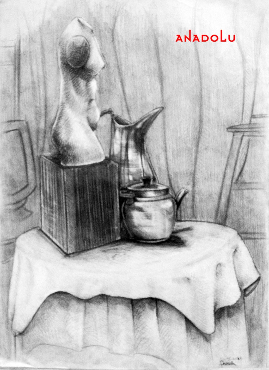 İzmir'de Güzel Sanatlar Girişi İçin Çizim Çalışmaları